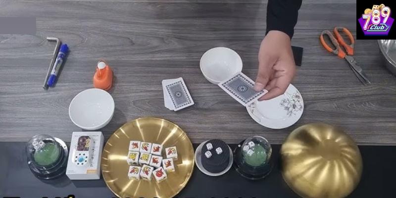 Những chiêu trò của xóc đĩa bịp